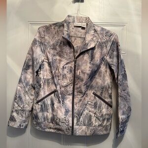 Chico's Zenergy Women's Silver, & Gray Full Zip Jacket Size 1 Medium